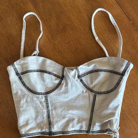 Princess Polly Tan with Black Contrast-Stitch Bustier Crop Leilani Top Size 0 - Picture 2 of 8